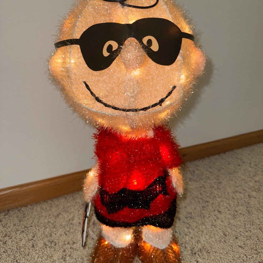 Peanuts Light-Up Decor - Picture 2 of 10